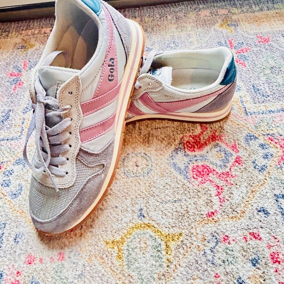 Gola Shoes - Gola Women's Gray and Purple tennis shoe/sneaker